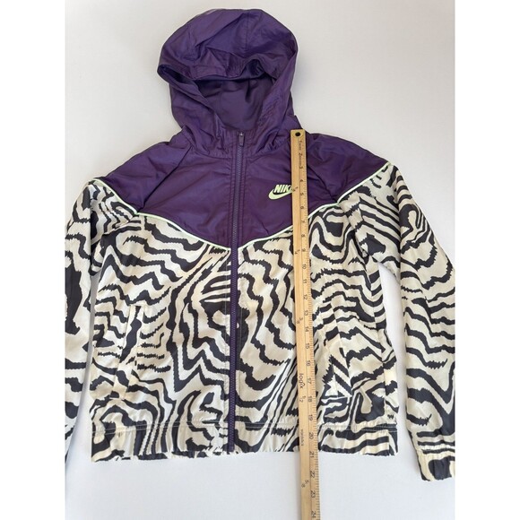Nike Girls Windbreaker Jacket Size XL Purple Zebra Print Pattern - Picture 4 of 5